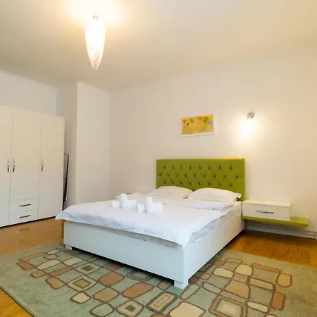 בראשוב Ardor Apt - Bright And Secluded Apartment In The Heart Of Old Town מראה חיצוני תמונה